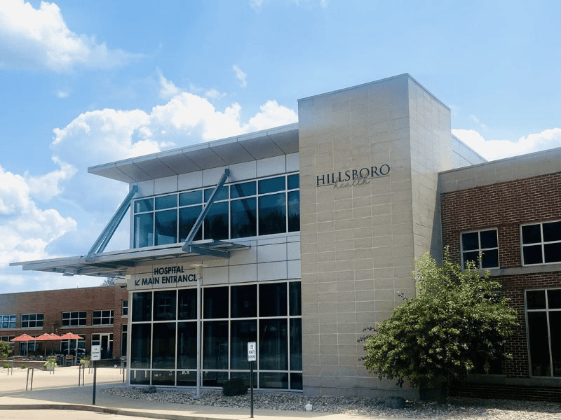 Hospital Exterior Image Homepage